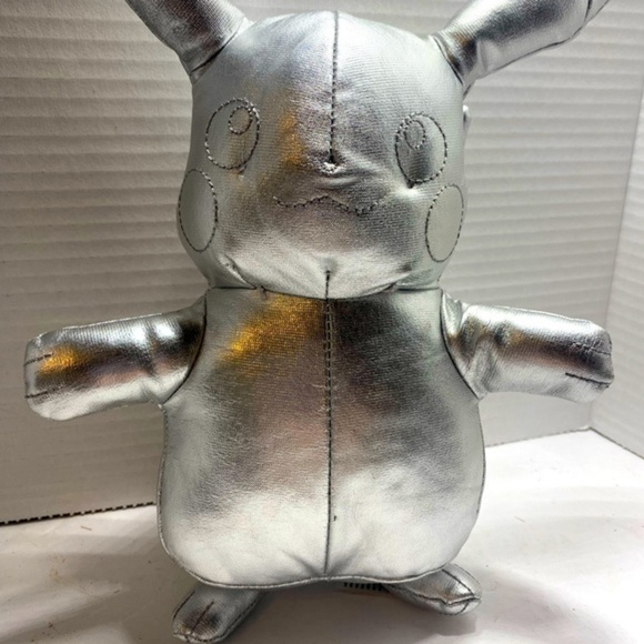 Pokemon Other - Pokémon 25th Celebration 8" Silver Pikachu Plush - Limited Edition Shiny Silver